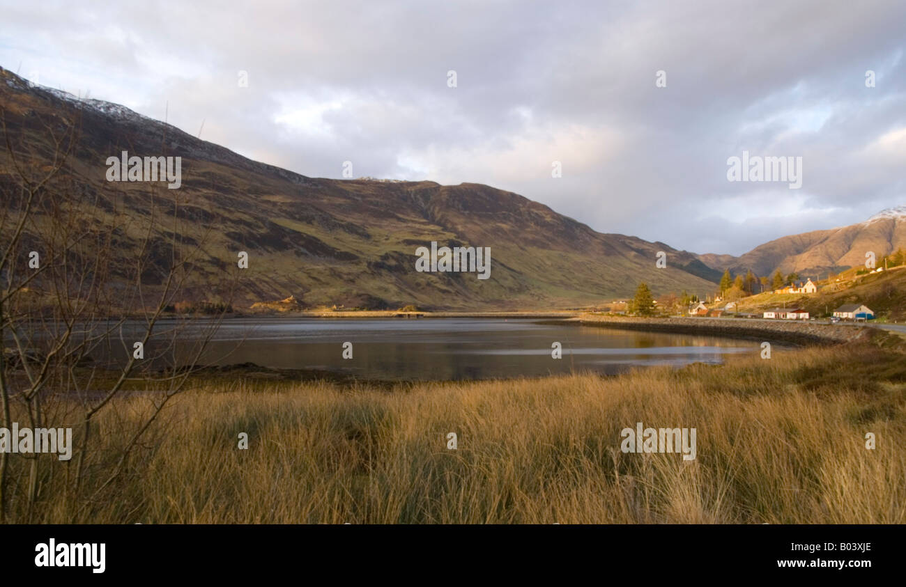 Am frühen Abendlicht über Loch Duich Inverinate Scotland UK Stockfoto