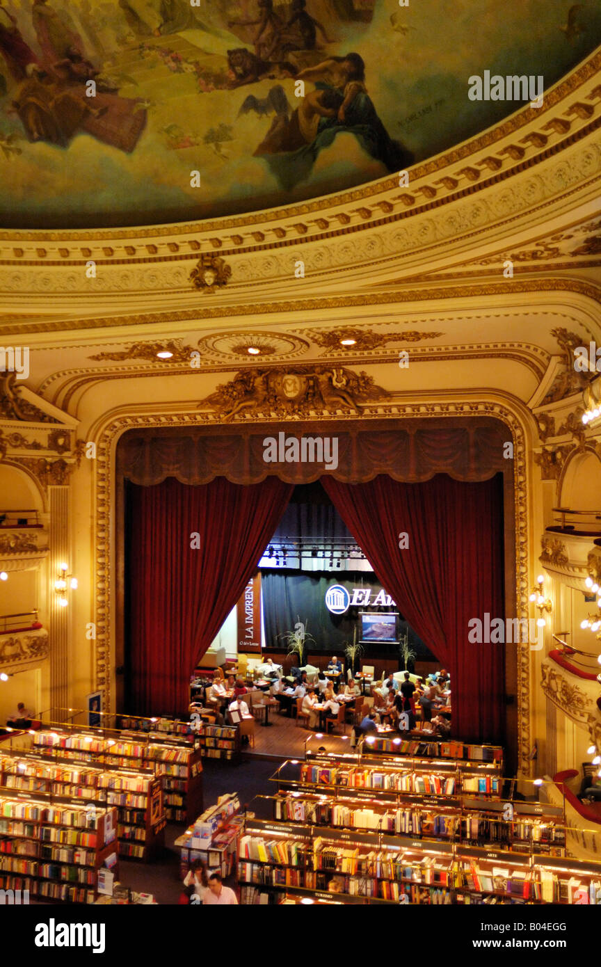 Das alte Theater "Grand Splendid" restauriert und wieder in einer Buchhandlung heißt jetzt 'El Ateneo'. Santa Fe Avenue, Buenos Aires Stockfoto