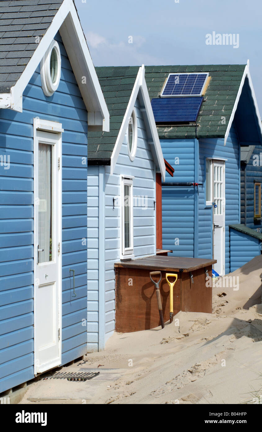Mudeford Sandbank Strandhäuser aus Holz Dorset England UK Stockfoto