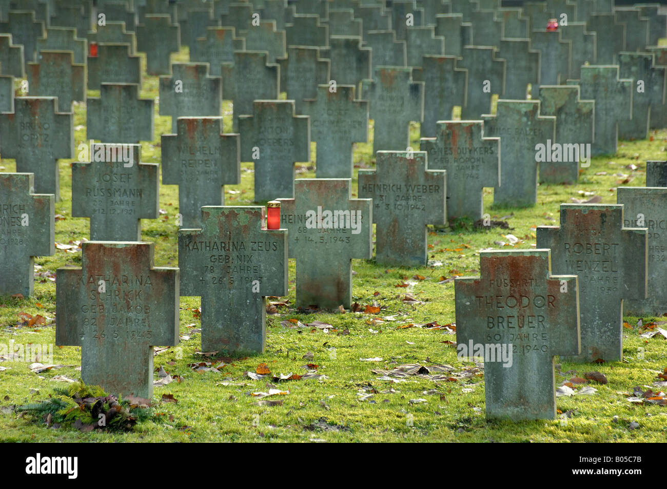 Gräber von deutschen zivilen Opfer des zweiten Weltkriegs, Deutschland, Nordrhein-Westfalen, Neuss Stockfoto