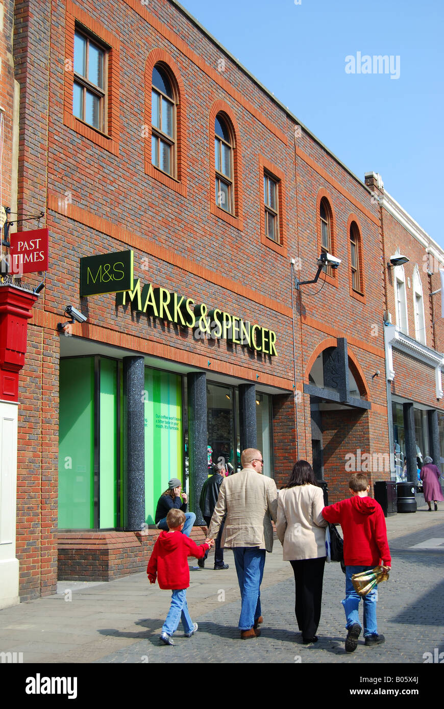 Marks und Spencer Shop, Peascod Street, Windsor, Berkshire, England, Vereinigtes Königreich Stockfoto