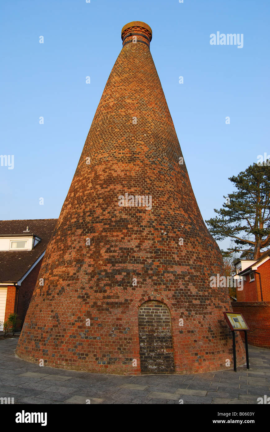 Mittelalterlicher Ziegelofen, Nettlebed, Oxfordshire, England, Vereinigtes Königreich Stockfoto