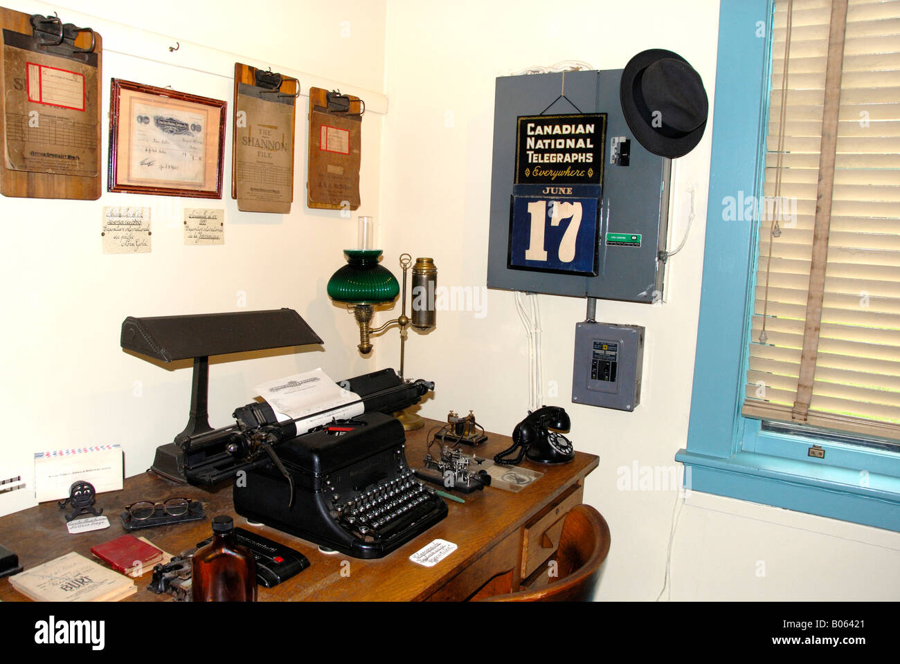 Kanada, Quebec, Perce. Historischen Gemischtwarenladen 1928. Property-Release. Stockfoto