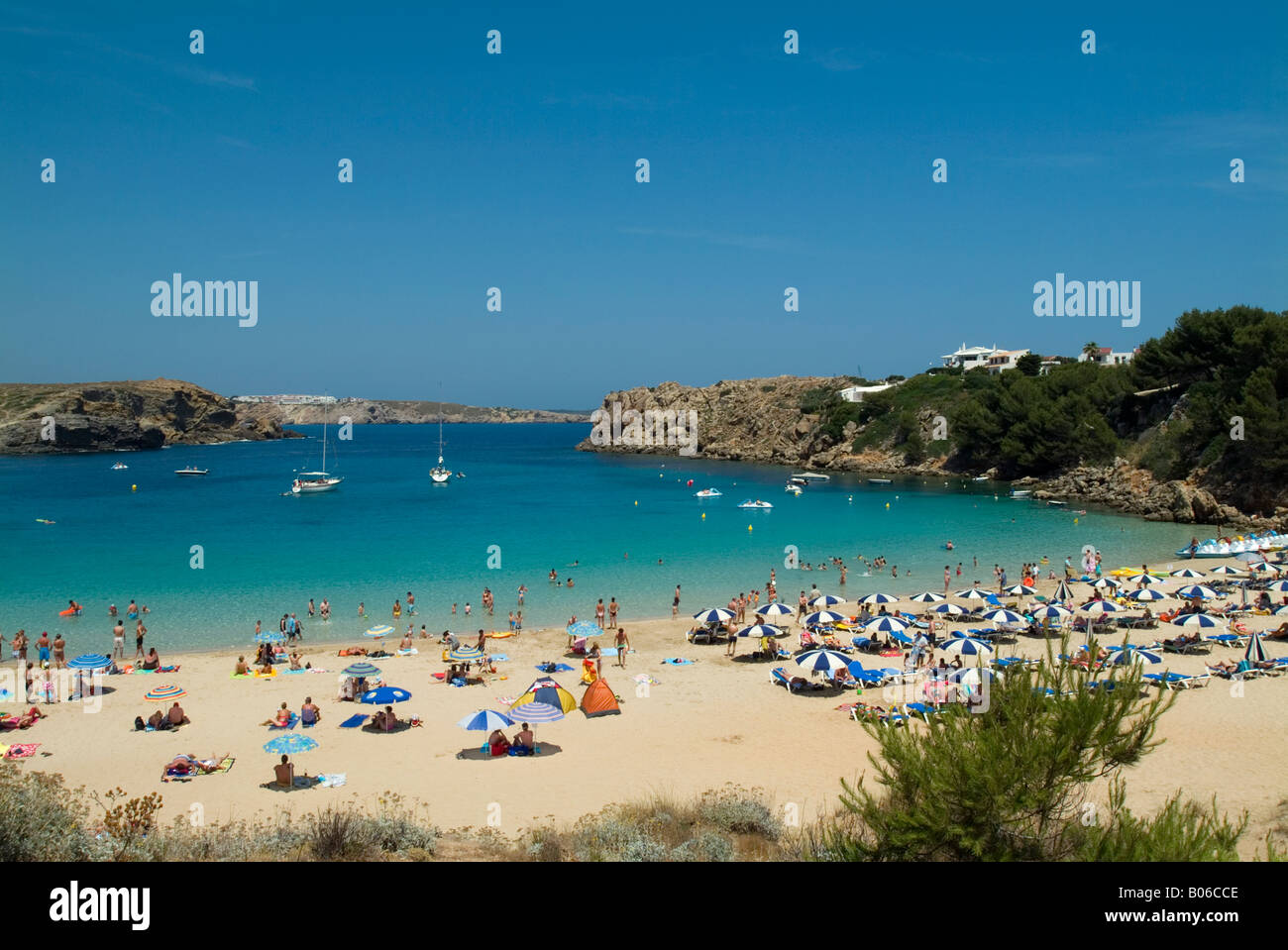 Übersicht der Strand von Arenal d ' en Castell, Menorca Stockfotografie ...