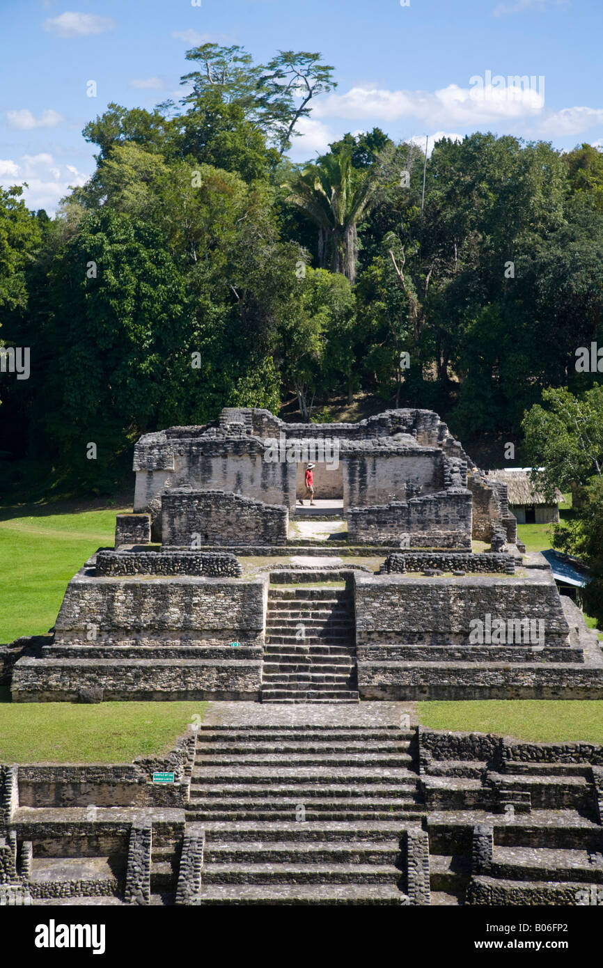 Belize, Caracol Ruinen, Plaza A, Struktur-A6 - Tempel von dem hölzernen Türsturz, eines der ältesten Gebäude im Caracol Stockfoto