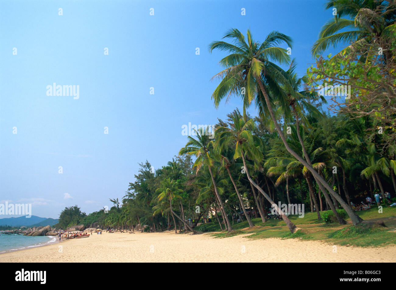 China, Hainan Insel, Sanya, Strand-Szene bei Tianya Haijiao Touristenzone Stockfoto