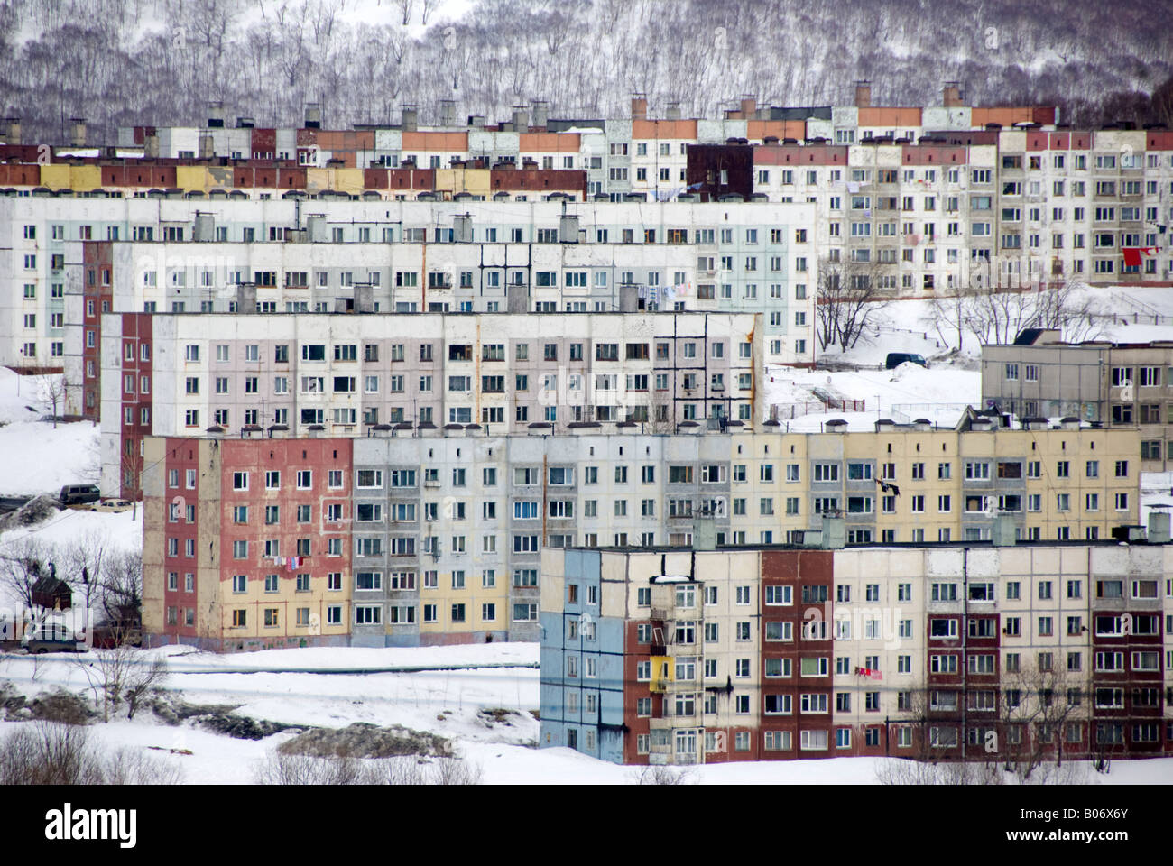 Blick über Stadt Petropawlowsk Kamtschatski in Kamtschatka im Winter 2008 im russischen Fernen Osten Stockfoto
