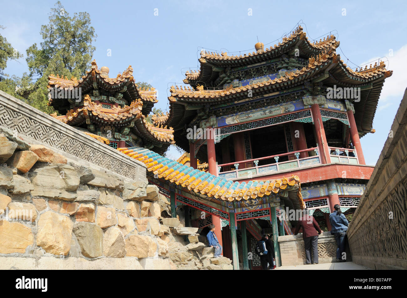 Huazhongyou, ein Spaziergang durch ein Bild Blättern im Sommerpalast oder Garten kultiviert Harmonie (Yiheyuan) Peking, China Stockfoto