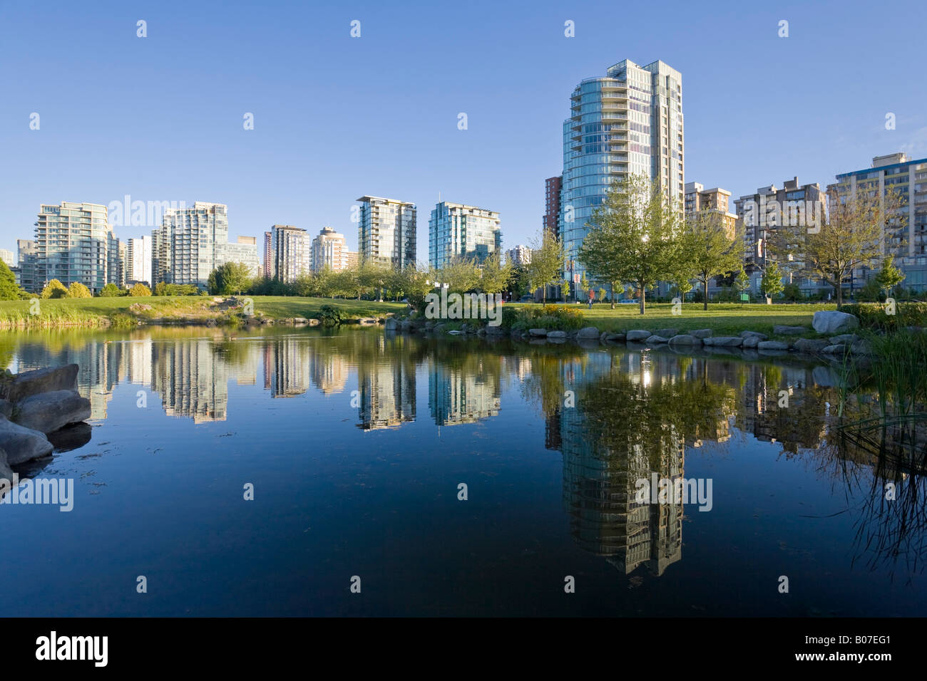 Devon Harbour Park und Downtown Skyline von Vancouver, Vancouver, Britisch-Kolumbien, Kanada Stockfoto