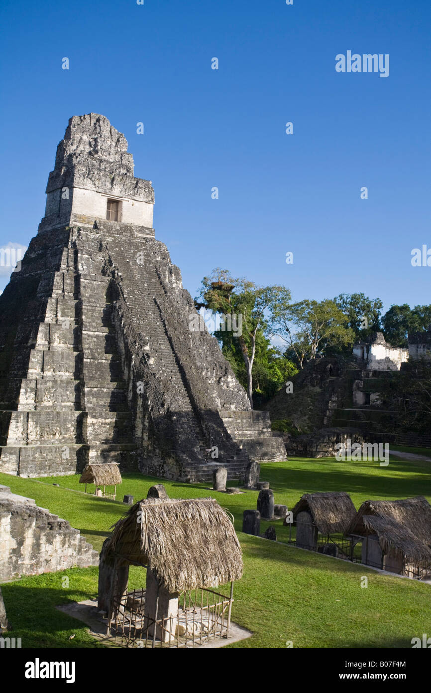 Guatemala, El Petén, Tikal, Gran Plaza, Tempel 1, Tempel des großen Jaguar oder Templo del Gran Jaguar Stockfoto