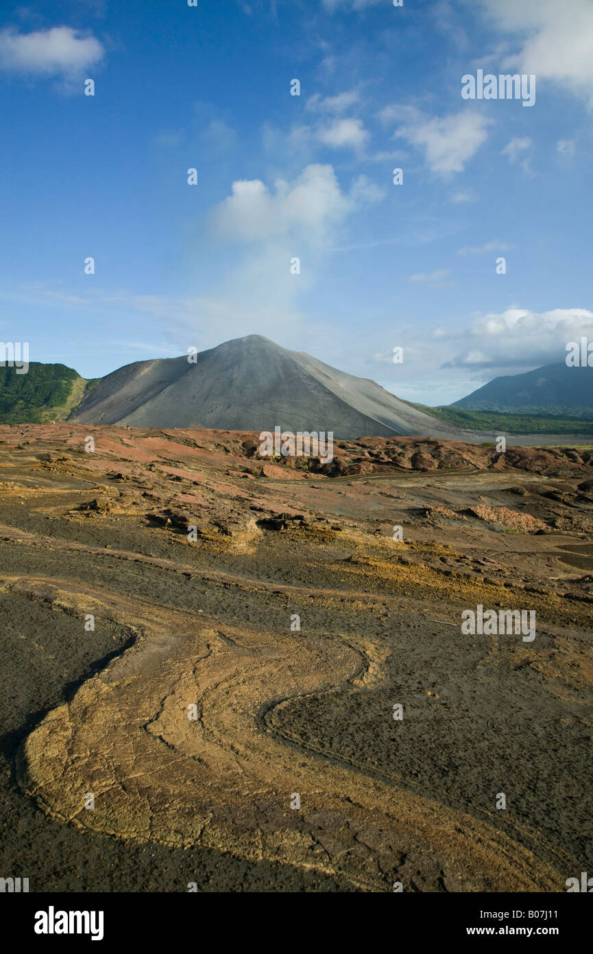 Vanuatu, Tanna Insel, Mt. Yasur Vulkan Aschenebene Stockfoto