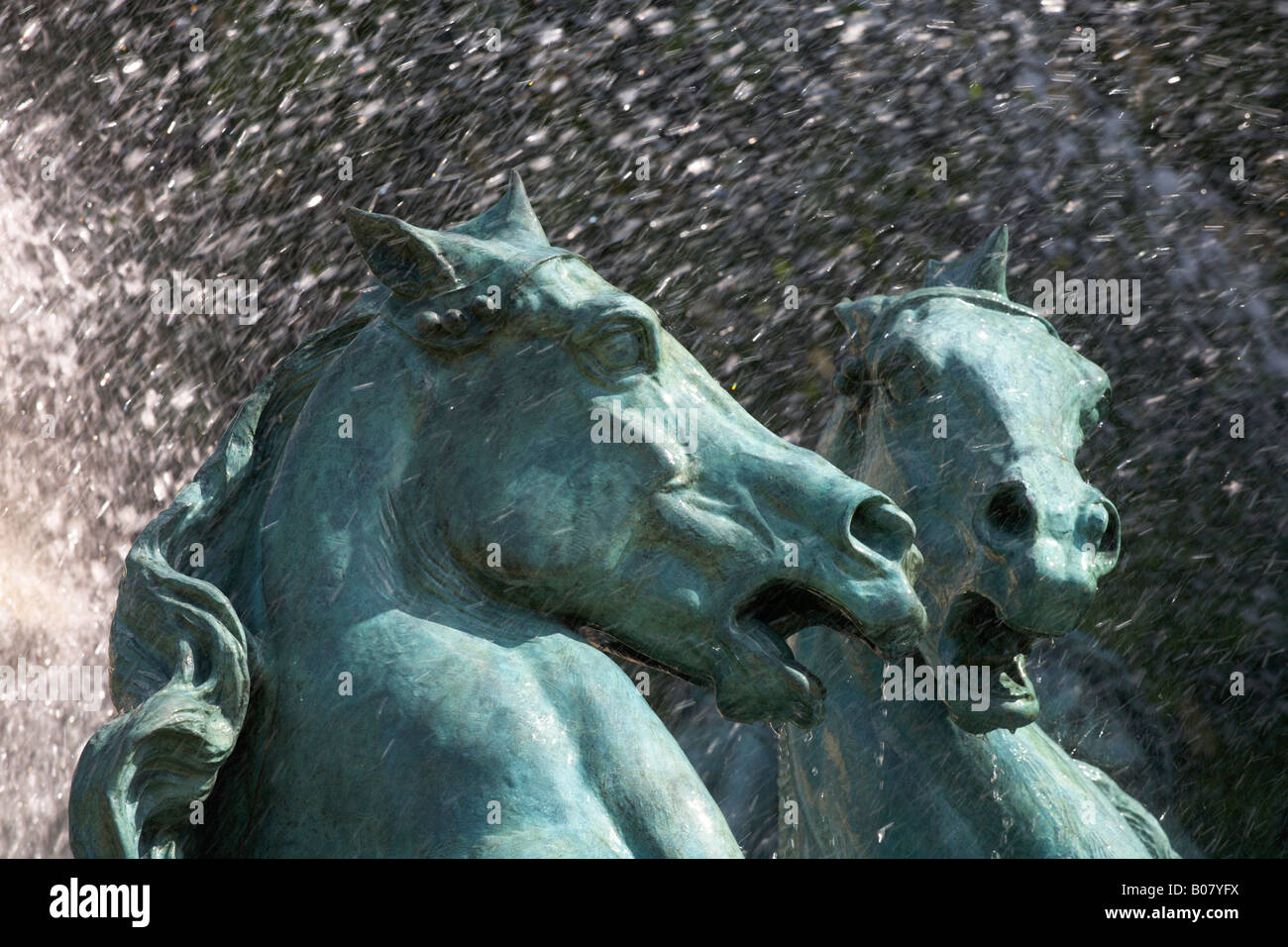 Skulptur von Emmanuel Fremiet bei Fontaine de l Observatoire Paris Frankreich Stockfoto