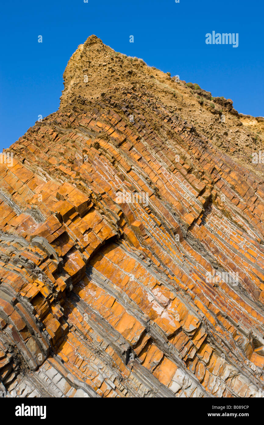 Geschichteten Felsen in den Klippen am Sandymouth Cornwall England Stockfoto