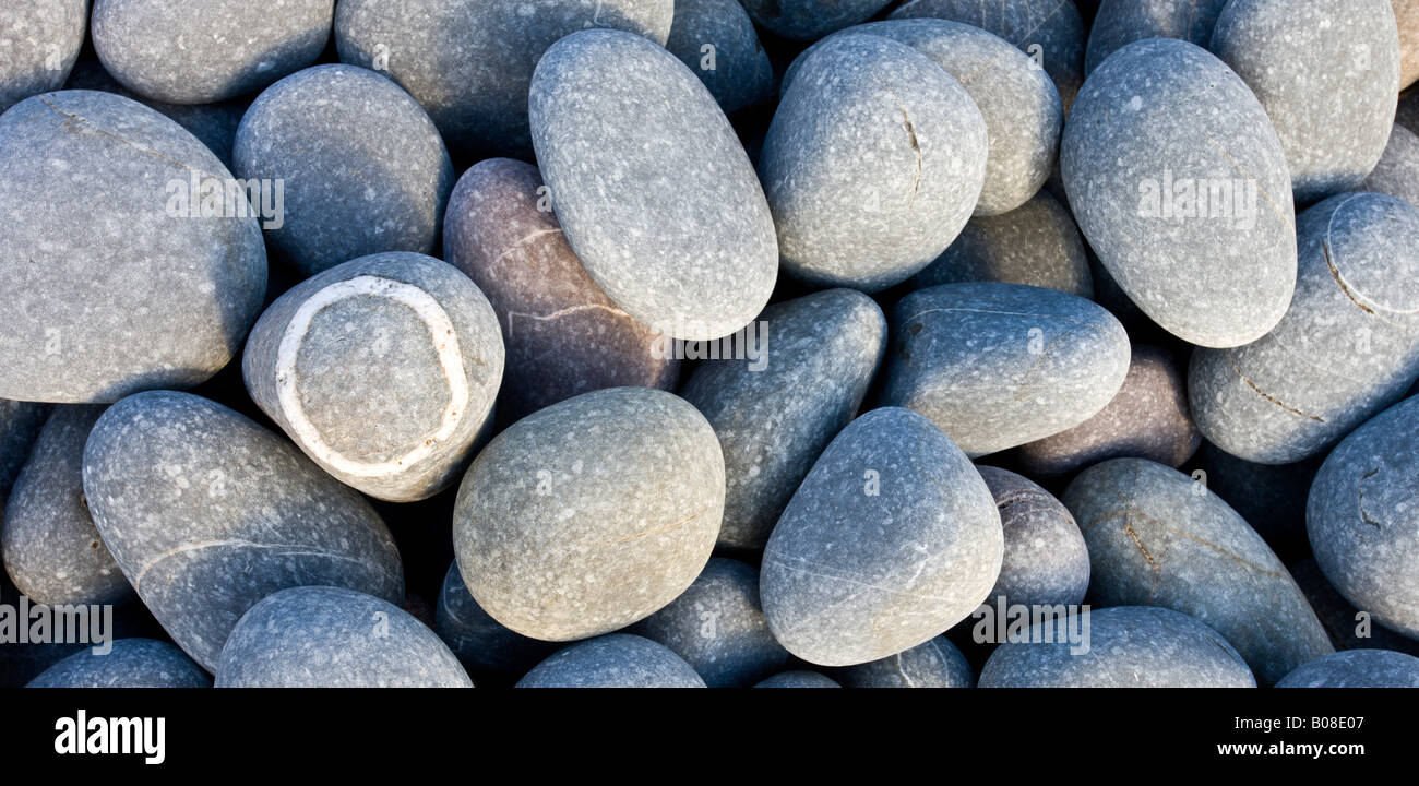Kieselsteine am Strand von Abbotsham North Devon England Stockfoto