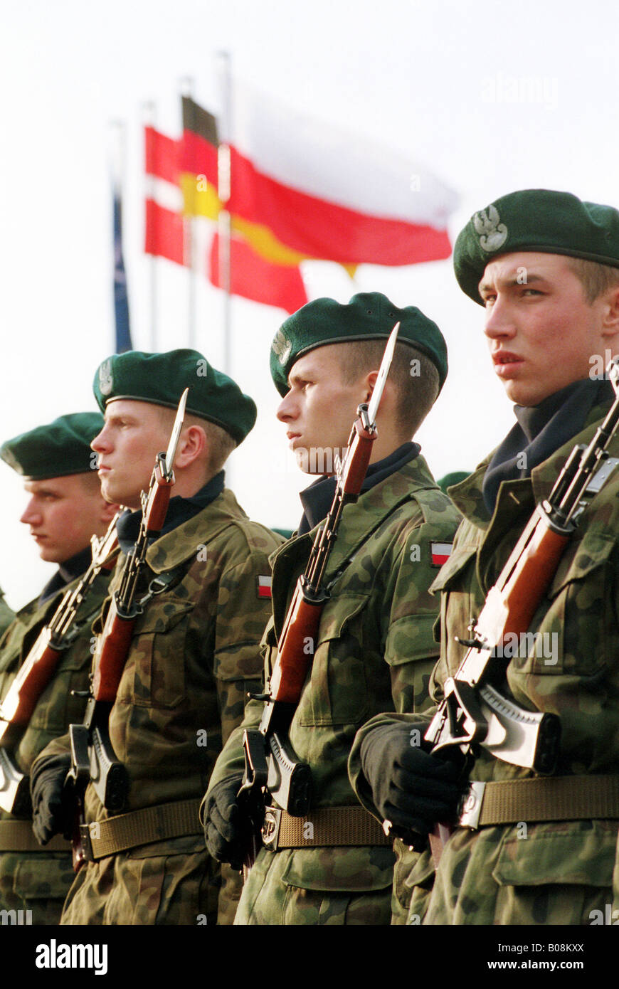 Polnische Soldaten des multinationalen Korps Nordost, Karwice, Polen Stockfoto