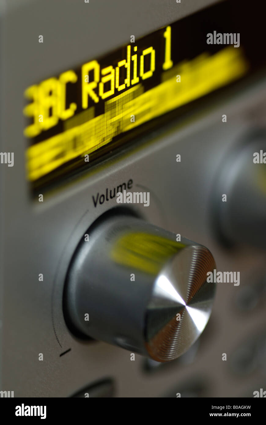 DAB-Digitalradio-Nahaufnahme mit Lauftext Stockfoto