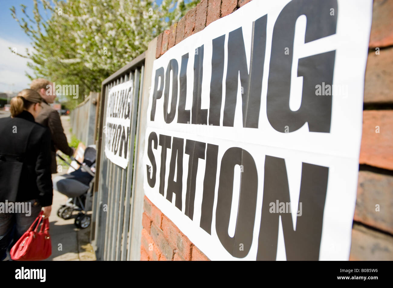 Wahllokal in Londoner Stadtteil Wandsworth. Lokale Wahlen 2008. Stockfoto