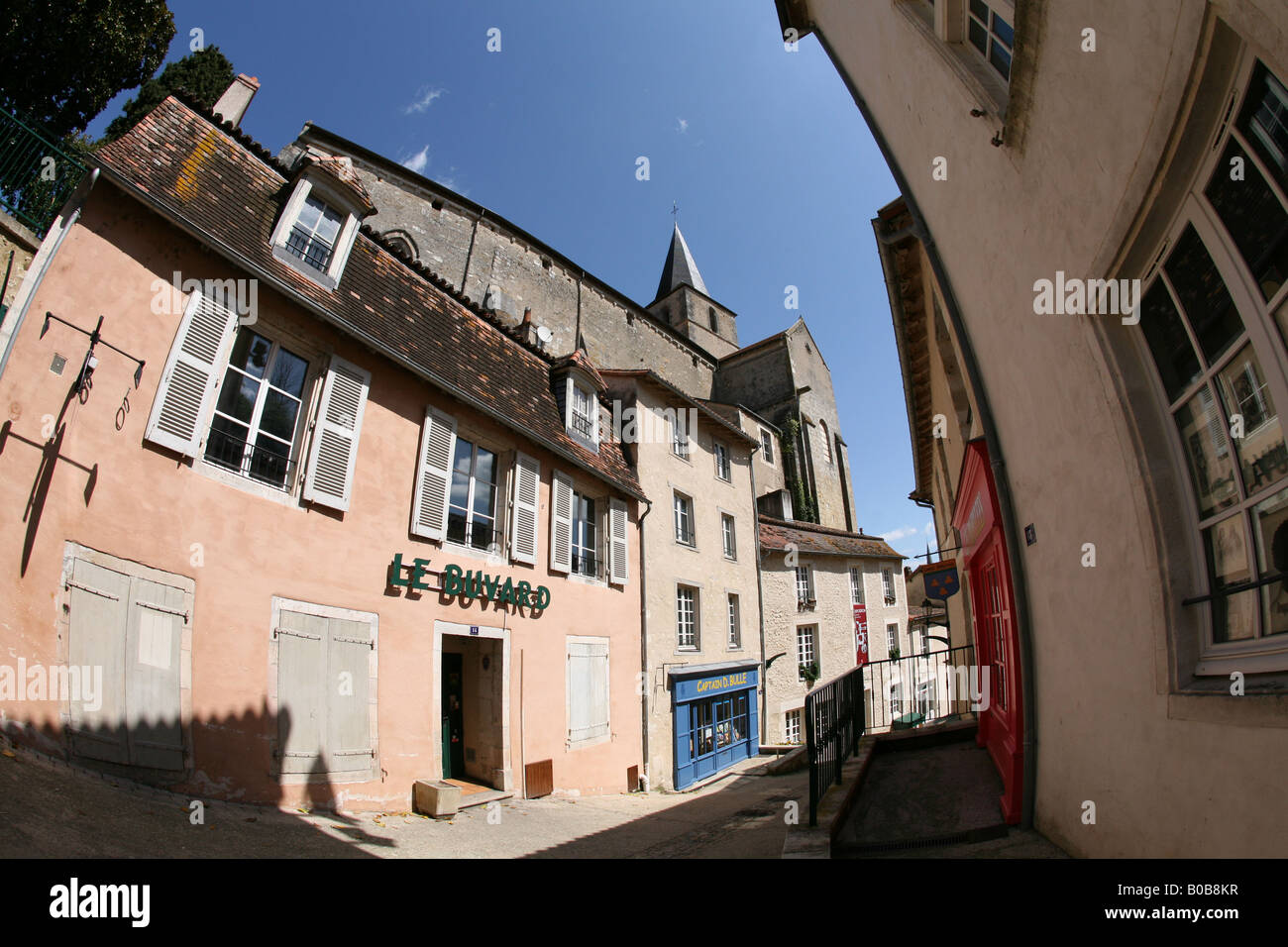 Montmorillon, Limousin Region Frankreichs. Die Stadt ist bekannt als die Stadt der Bücher oder der Stadt des Schreibens. Stockfoto