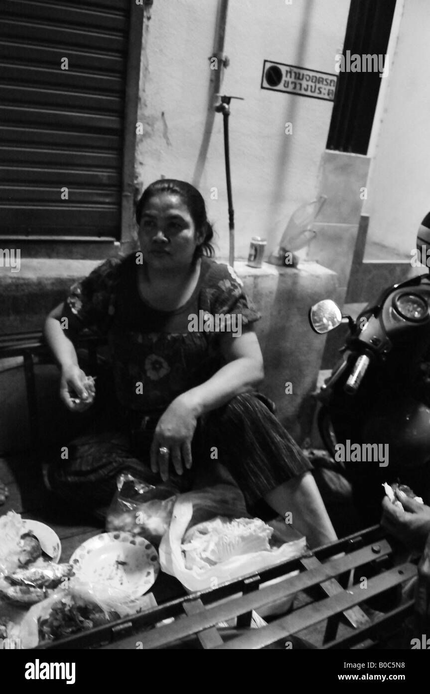 Leben auf der Straße, Essen auf den Straßen von Bangkok, thailand Stockfoto