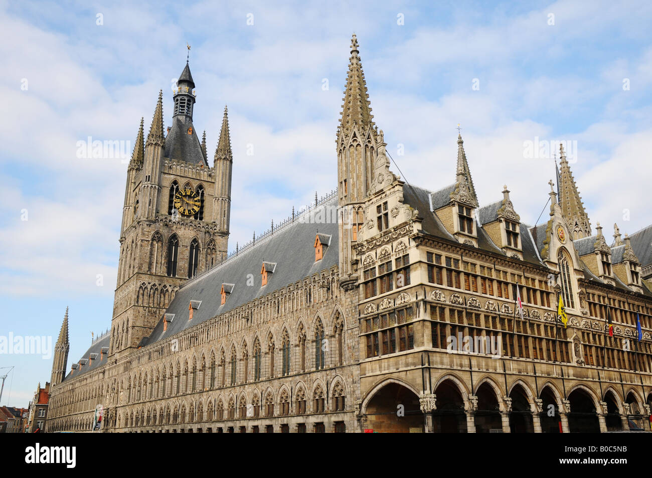 Flanders feldmuseum Fotos und Bildmaterial in hoher Auflösung Alamy