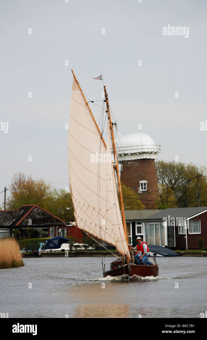 Broads Yacht Fluß Thurne Martham Stockfoto Broads Yacht Fluß Thurne Martham Stockfoto