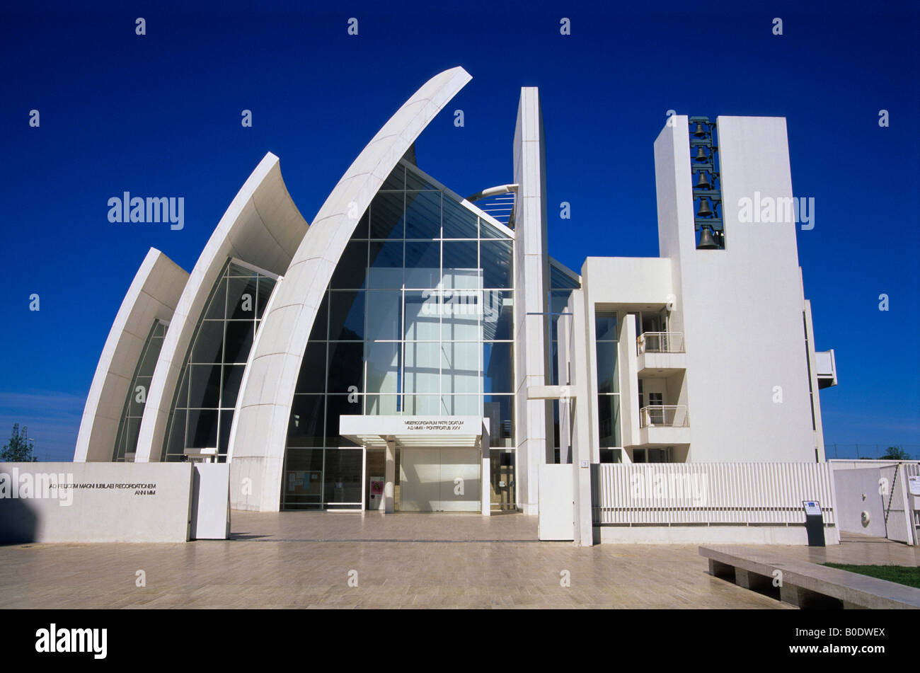 Dives in Misericordia Kirche des neuen Jahrtausends, von dem amerikanischen Architekten Richard Meier, Rom, Latium, Italien Stockfoto