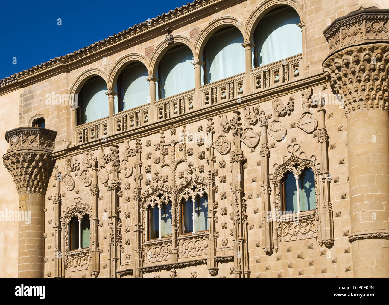 Baeza Jaen Provinz Spanien Fassade der Universidad Internacional de Andalucía Antonio Machado im Palacio de Jabalquinto Stockfoto