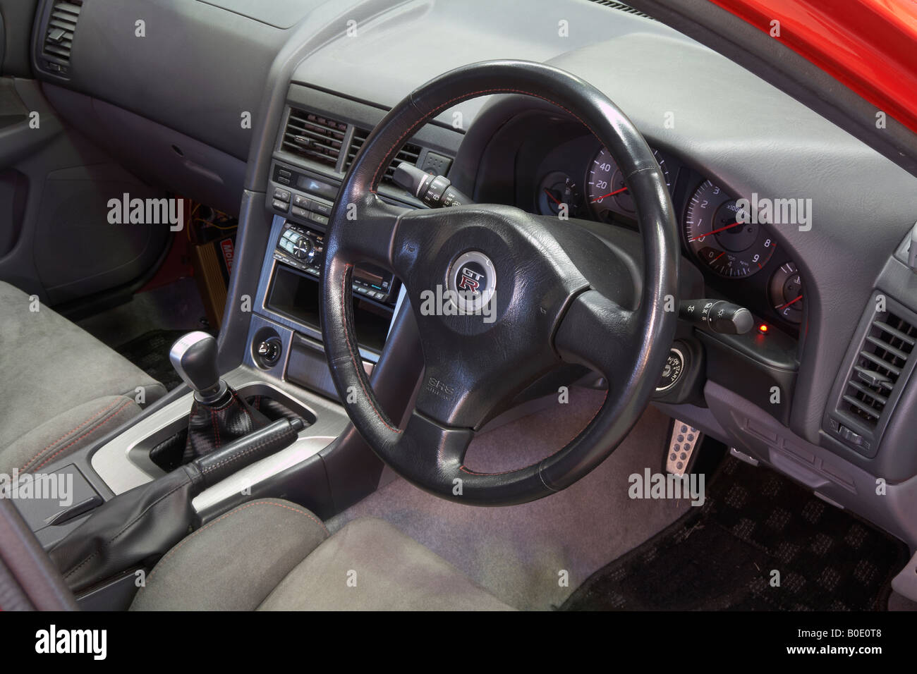 Nissan Steering Wheel Stockfotos Nissan Steering Wheel