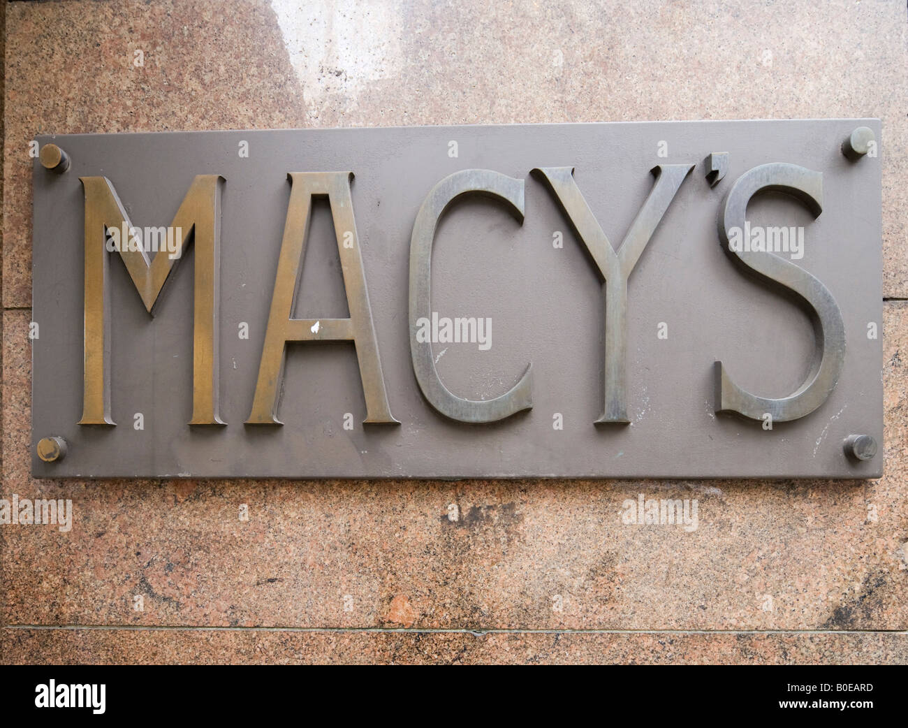 Eingangsschild am Kaufhaus Macy's, 151 W 34th Street, Midtown Manhattan, New York City Stockfoto