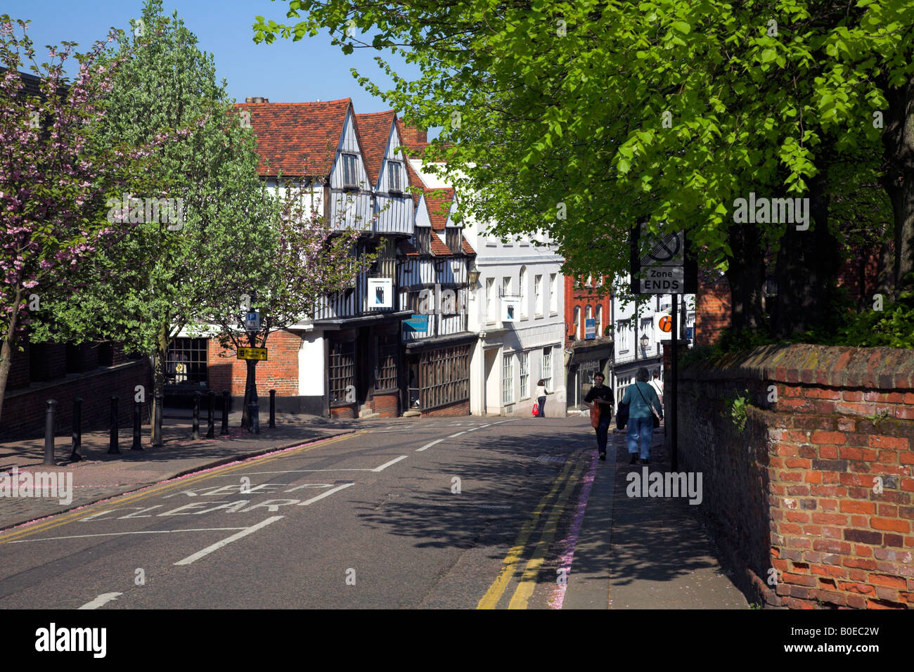 High Street in Hertfordshire Markt Stadt des Bischofs Stortford. Stockfoto