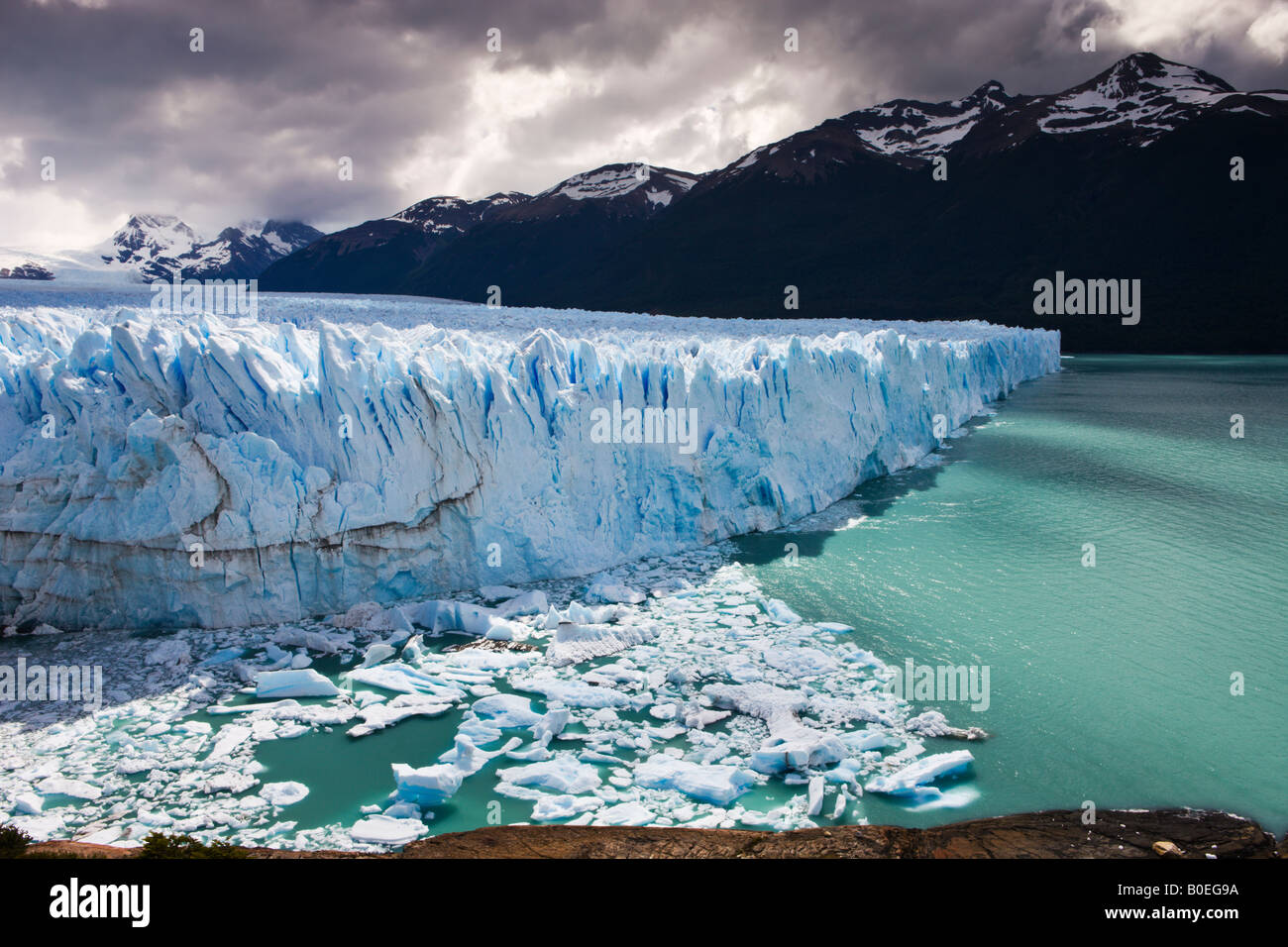 Spektakulären Perito Moreno Gletscher befindet sich im Los Glaciares Nationalpark Patagonien Argentinien Stockfoto