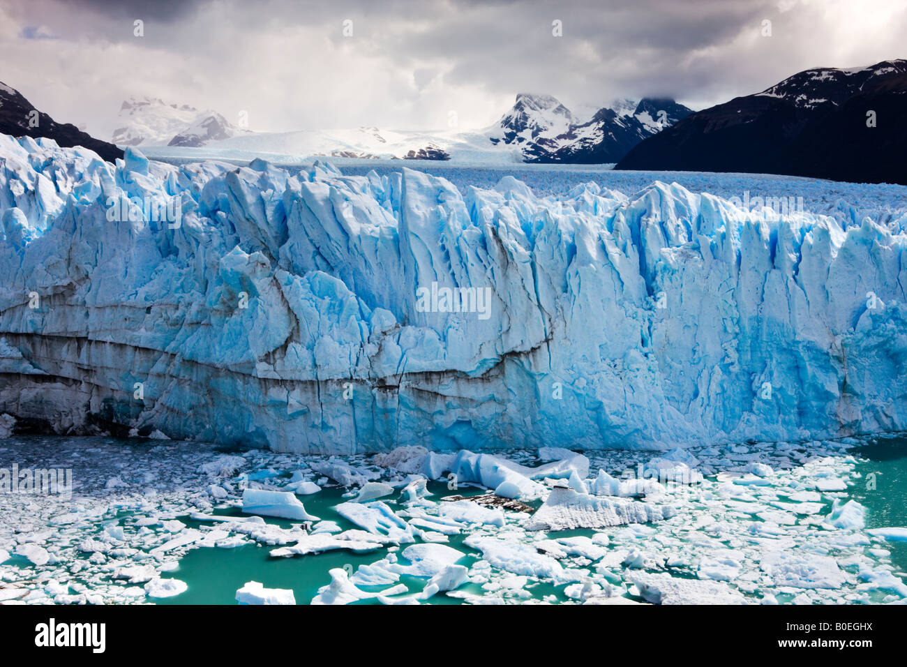 Spektakulären Perito Moreno Gletscher befindet sich im Los Glaciares Nationalpark Patagonien Argentinien Stockfoto