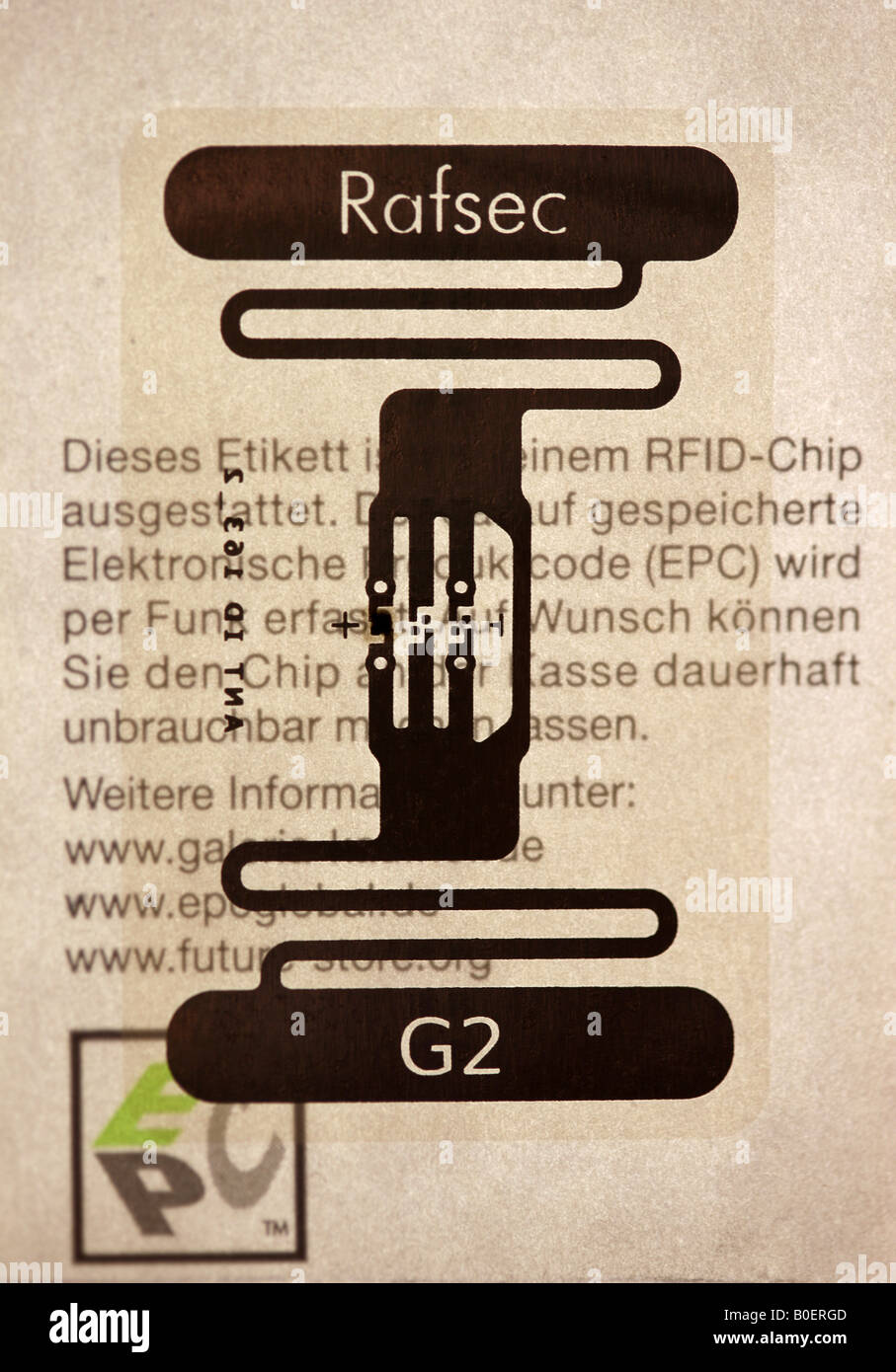 DEU-Deutschland-Essen-RFID-Chip-Technologie Radio Frequency Identification-Etiketten für Fashion-Produkte in einem Kaufhaus Stockfoto