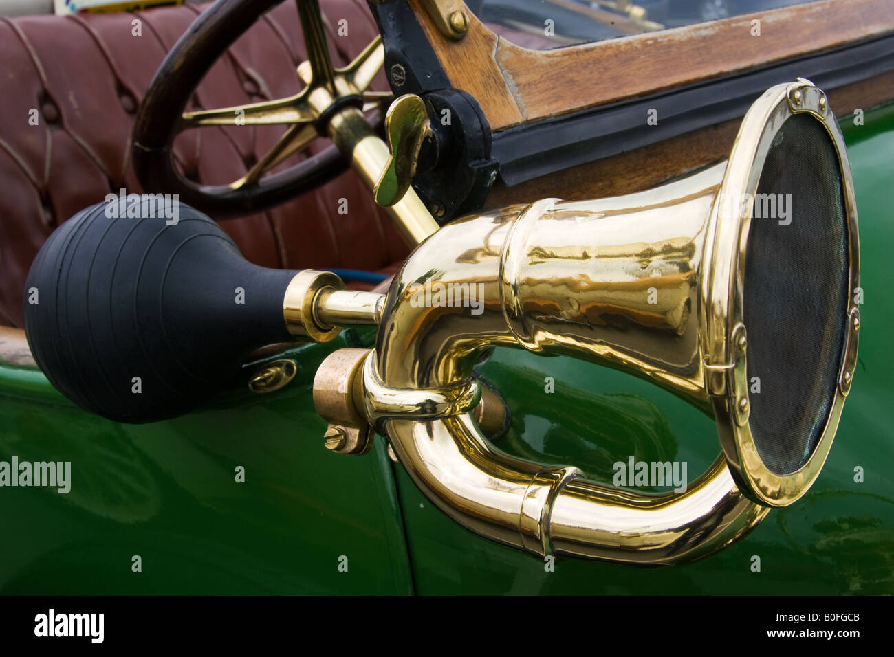 Auto-Hupe stockbild. Bild von fahrzeug, hupen, trompete - 5029437