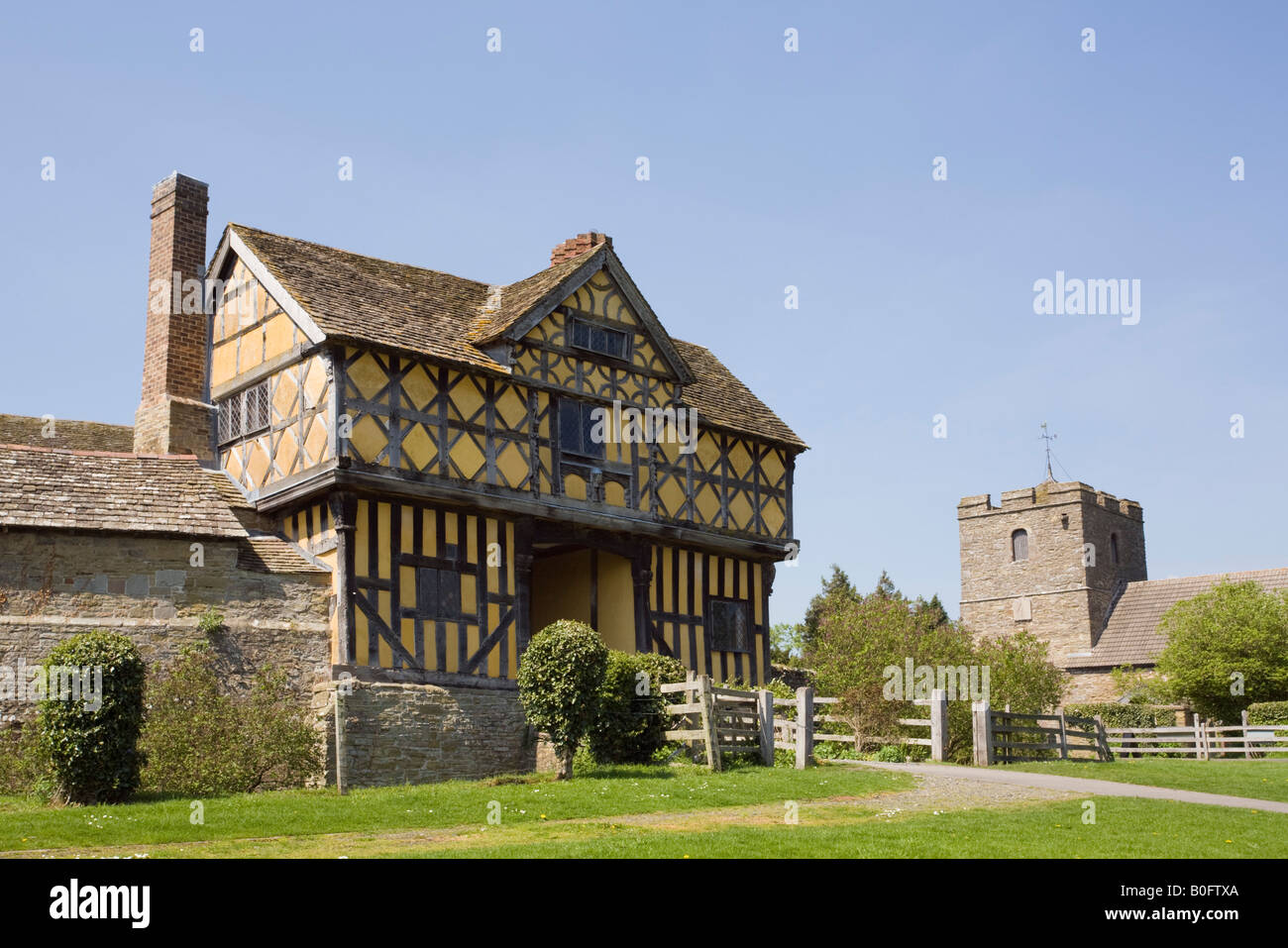 Stokesay Schloss aus dem 13. Jahrhundert befestigtes Herrenhaus aus dem 17. Jahrhundert Jacobean Torhaus Craven Arms Shropshire West Midlands England Großbritannien Stockfoto