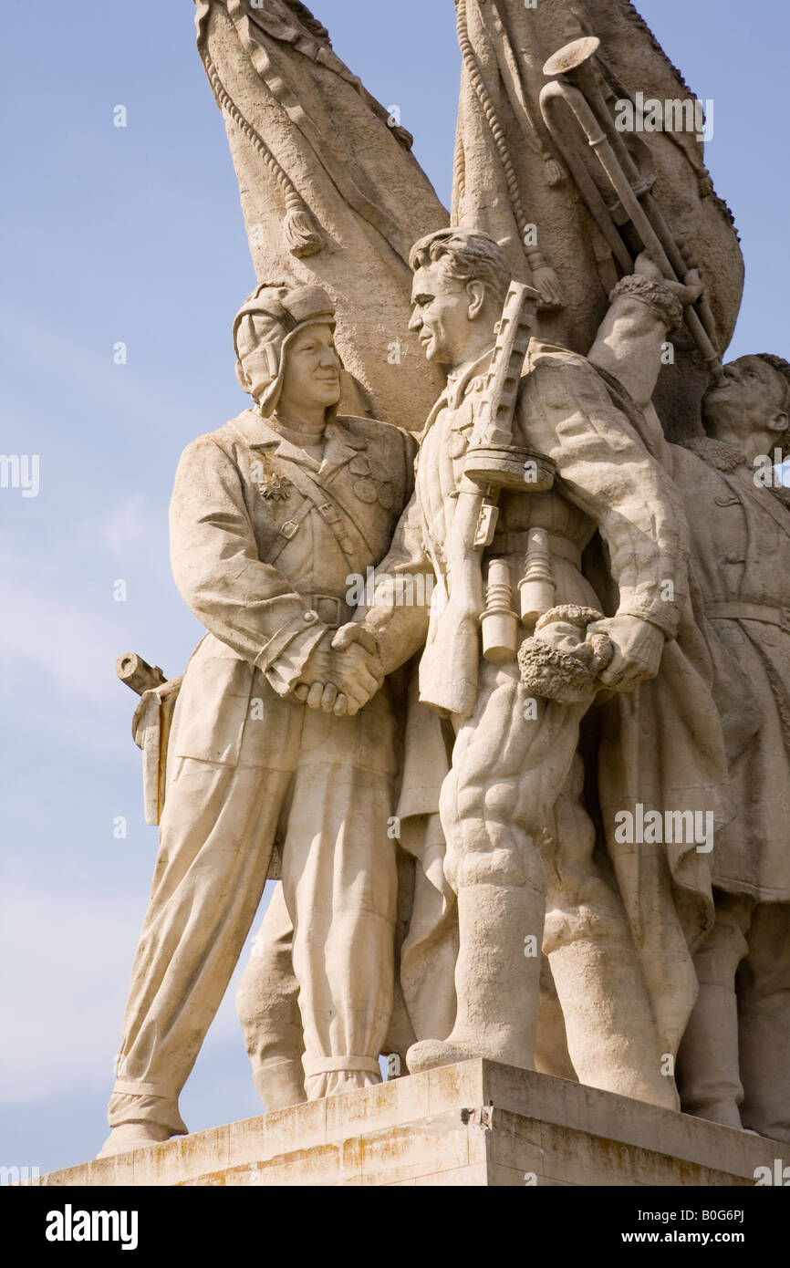 Denkmal für die Schließung der Roten Armee Umzingelung der deutschen Armee in der Schlacht von Stalingrad in der Nähe von Kalach am Don zu markieren. Stockfoto