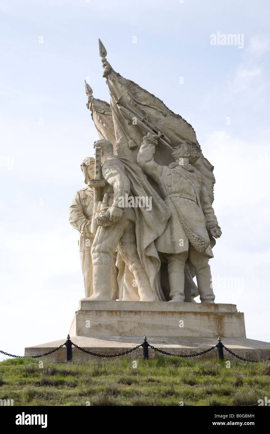 Denkmal für die Schließung der Roten Armee Umzingelung der deutschen Armee in der Schlacht von Stalingrad in der Nähe von Kalach am Don zu markieren. Stockfoto