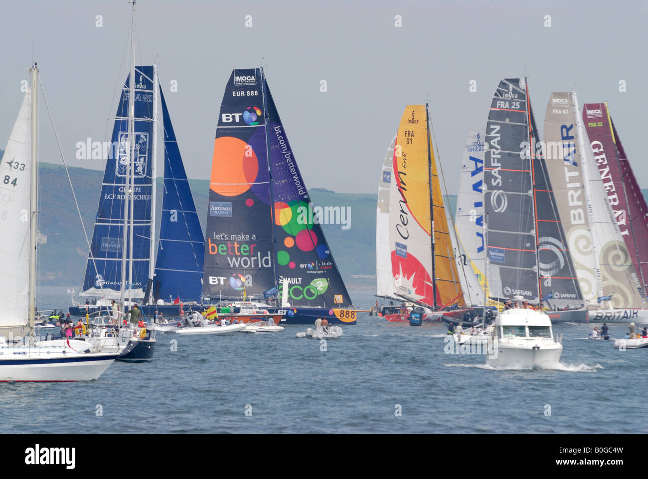 Ideallinie Yachten zum Jahresbeginn 2008 Transat transatlantischen Regatta in Plymouth, Großbritannien Stockfoto