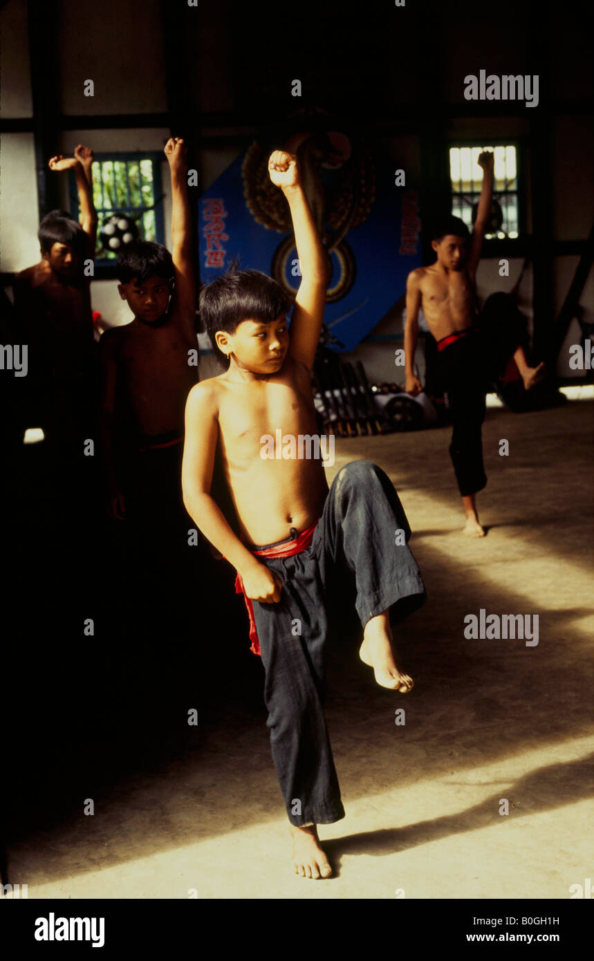 Junge Studenten Training zu einem Martial Arts Academy, Imphal, Indien. Stockfoto