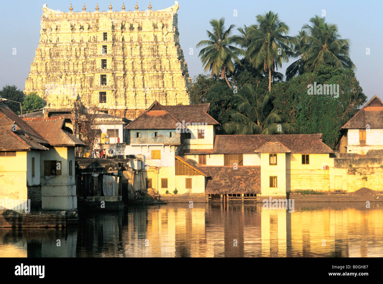 Die Gopura oder Turm der Sri Padmanabhaswamy Tempel in Trivandrum, Indien. Stockfoto