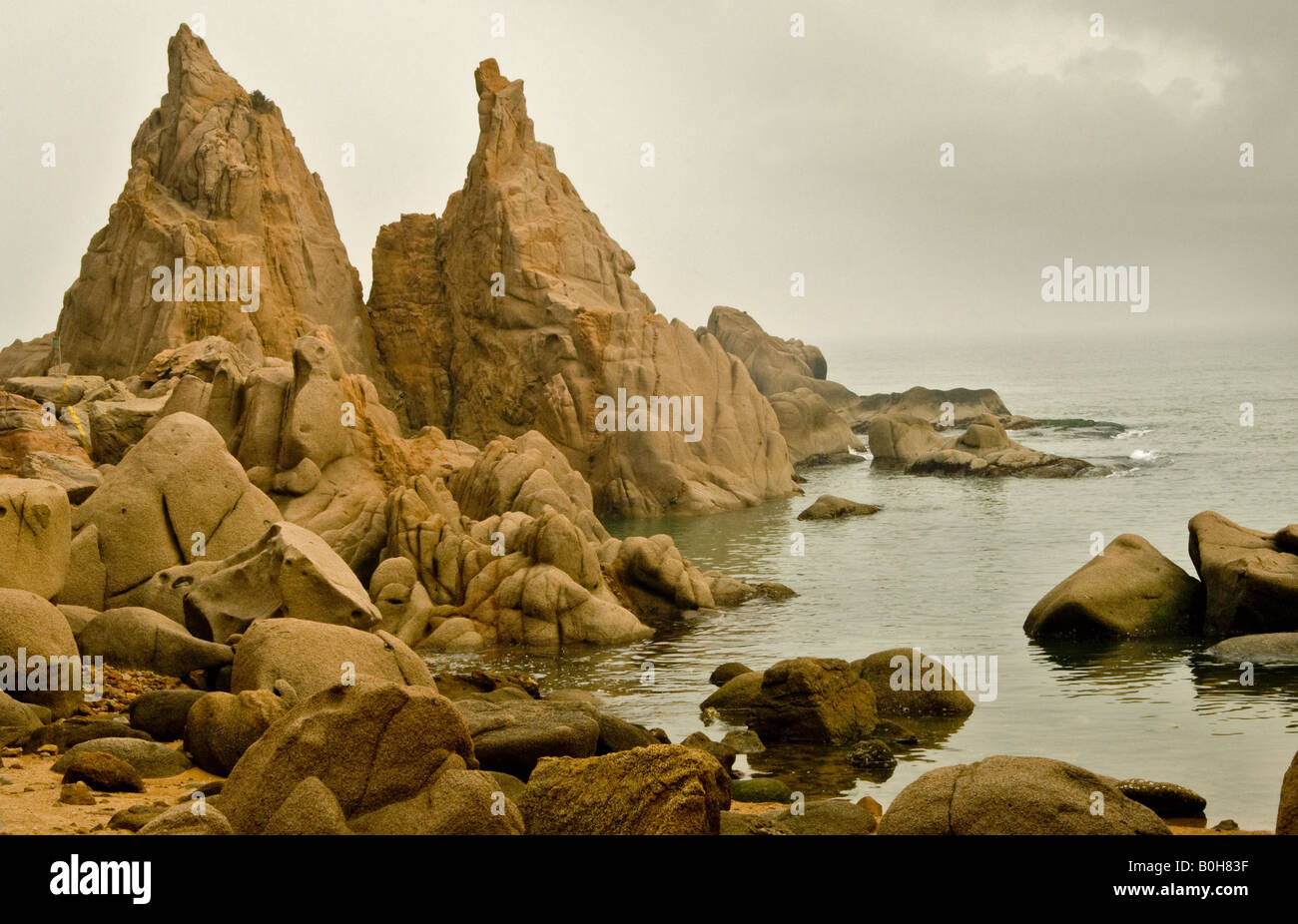 Chengshantou felsige Küste an der östlichen Spitze der Halbinsel Jiaodong in der Provinz Shandong China Stockfoto