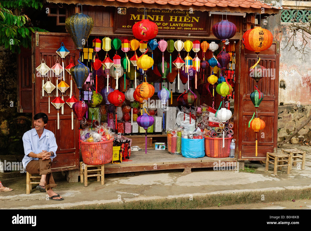 Chinesische Papier Laterne Shop in Hoi an, ein UNESCO-Weltkulturerbe, Vietnam, Südostasien Stockfoto