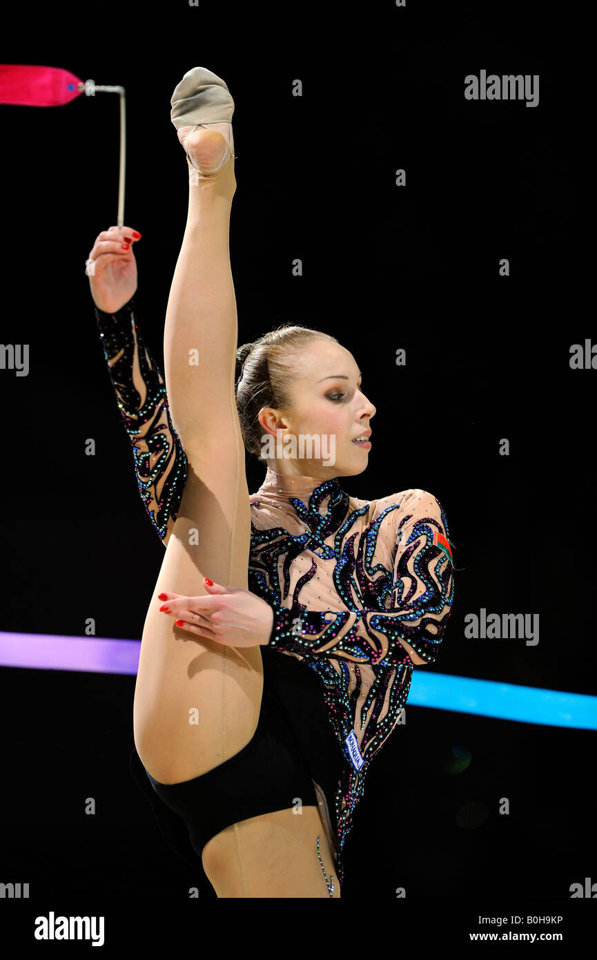 RSG, rhythmische Gymnastik, Gymnast Inna ZHUKOVA, Weißrussland BLR Stockfoto