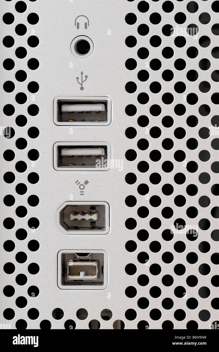 Apple Mac Pro, Vorderansicht, Connectivity Panel von oben nach unten: Kopfhörer-Buchse, zwei USB-Anschlüsse, FW 400, FW 800 Stockfoto