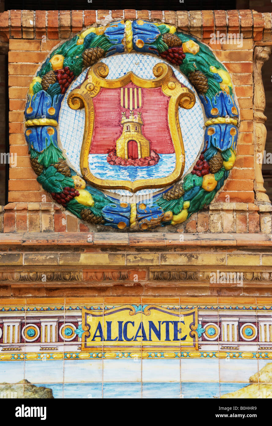 Wappen von Alicante am Palacio de Espana, Sevilla, Andalusien, Spanien Stockfoto