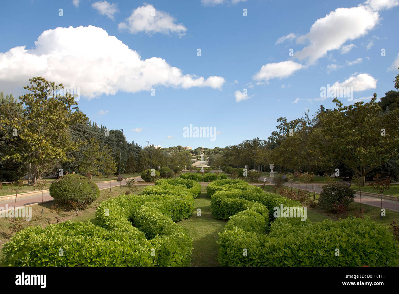 Ornamentale Hecken in den Parque Grande, Primo de Rivera-Park in Saragossa oder Zaragoza, Kastilien, Aragon, Spanien, Europa Stockfoto