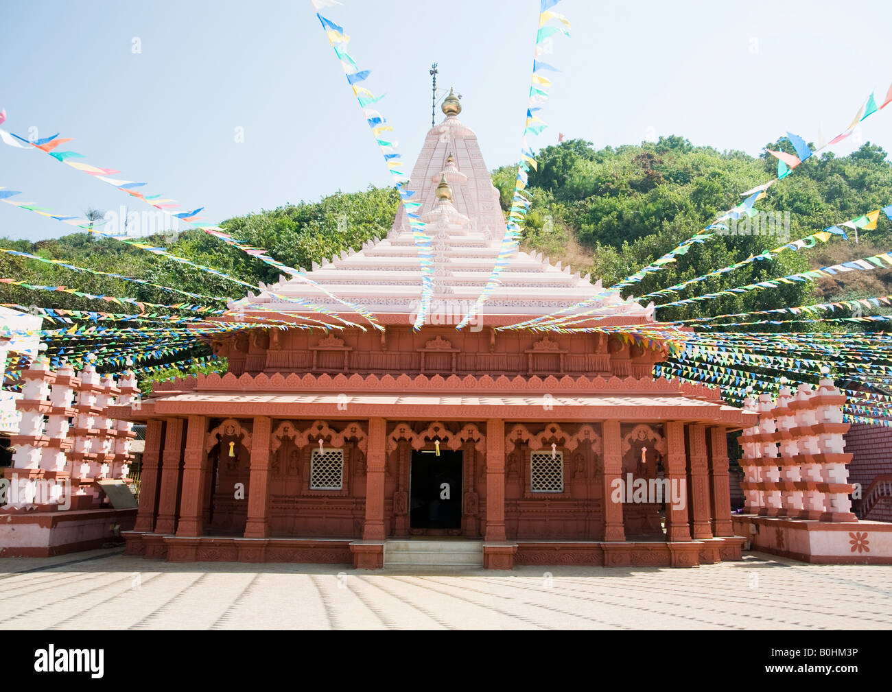 Dies ist der Tempel des Lord Ganesh am Strand, wo die Gottheit des Ganpati in seiner natürlichen Form, genannt Swayambhu entstanden. Stockfoto