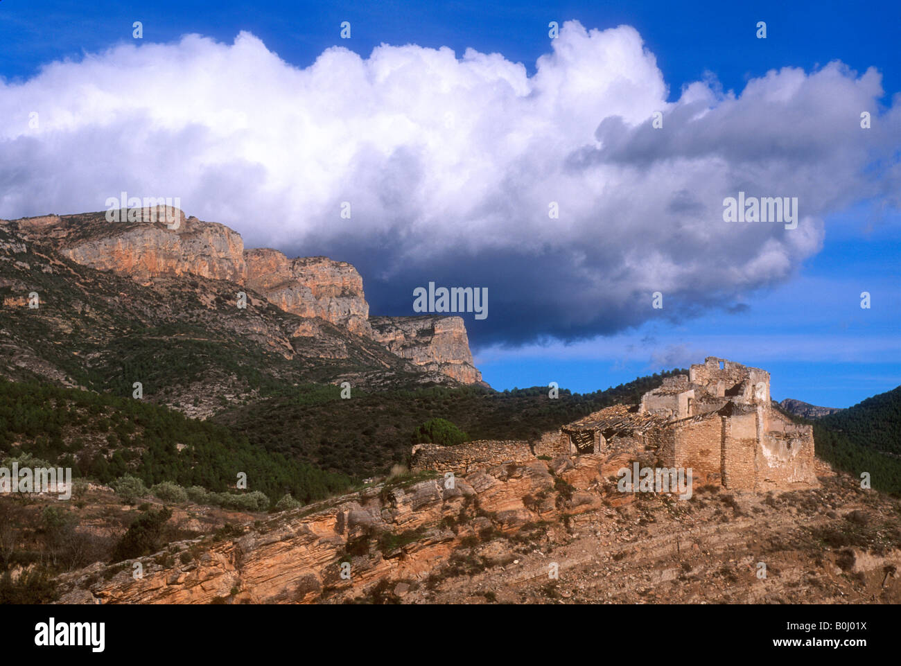Ein verfallenes Haus in Katalonien Stockfoto
