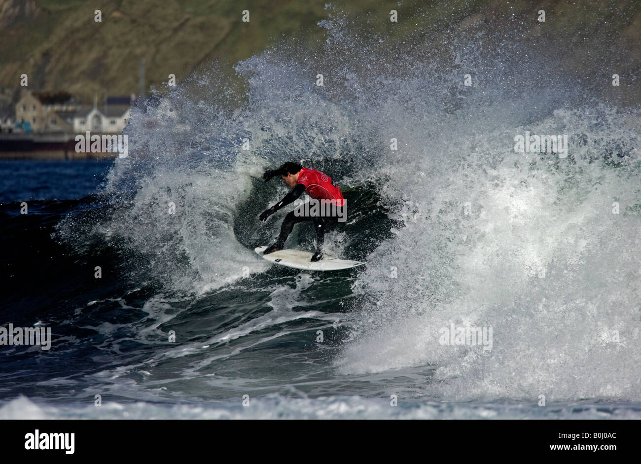 Surfer Surfen bei Thurso East, während O'Neill Highland Open 2008, Thurso, Caithness, Highlands, Schottland, Vereinigtes Königreich, Europa Stockfoto