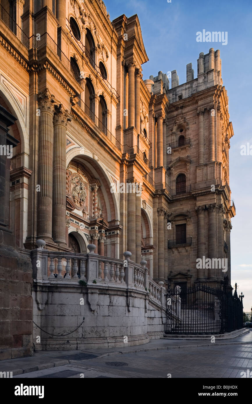 Malaga, Spanien. Die Kathedrale von Malaga auf der Plaza del Obispo Stockfoto